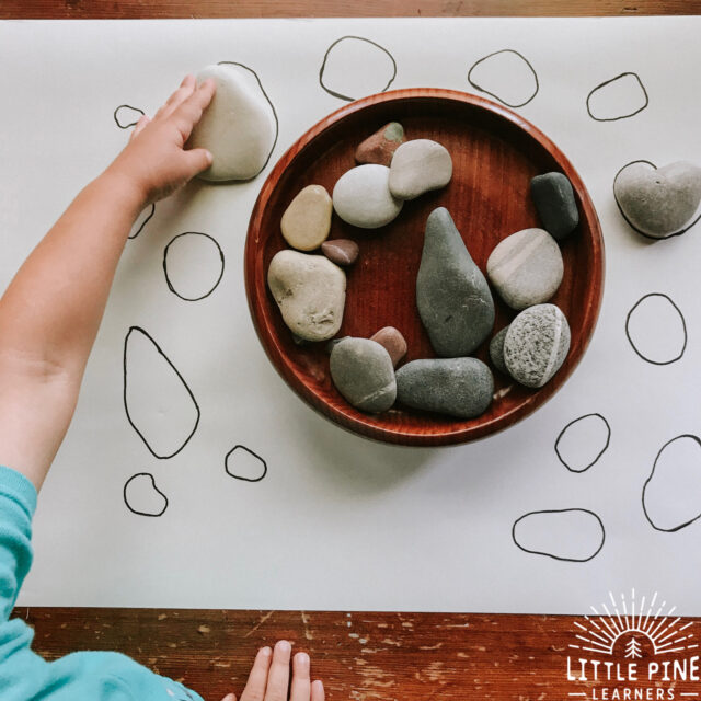 Παίζοντας με τα σχήματα με πέτρες